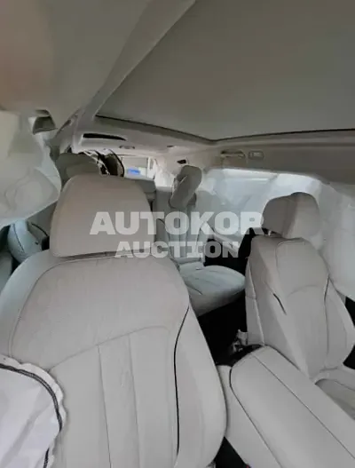 2022, BMW / 740, VIN: WBATB4107N9L00700, diesel