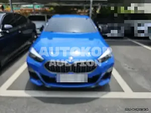 2022, BMW / 235, 35913 км., gas