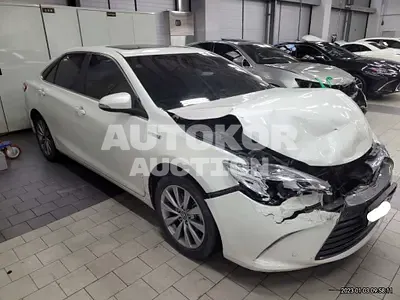 2017, Toyota / Camry, VIN: 4T1BD1FK5HU220360, 176305 км., hybrid