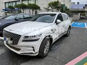2022, Genesis / GV80, 40000 км., gas