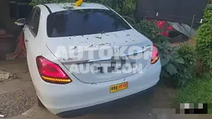 2019, Mercedes-Benz / C 200, 49831 км., gas, 1991 куб.см.