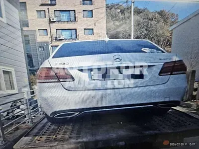 2016, Mercedes-Benz / e220, 128957 км., diesel