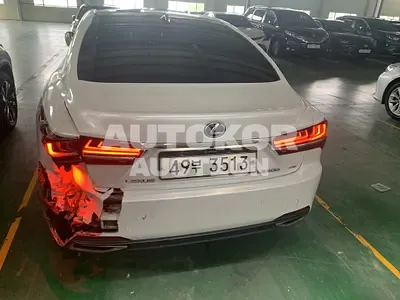 2018, Lexus / LS 500, VIN: JTHC5LFF3J5003568, 107035 км., gas