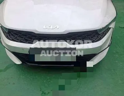 2022, BMW / B5, 43963 км., gas, 2000 куб.см.