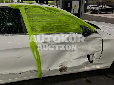 2017, Mercedes-Benz / C 200, VIN: WDDWF4CB8HF557590, 32653 км., gas