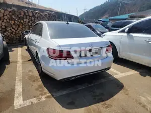 2015, Mercedes-Benz / E 220, 184394 км., diesel, 2143 куб.см.