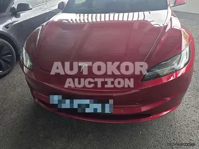 2024, Tesla / Model 3, 26983 км., electric