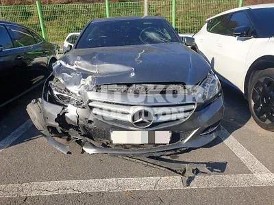 2016, Mercedes-Benz / E 220, 257675 км., diesel
