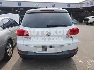 2016, Volkswagen / Tiguan, VIN: WVGZZZ5NZGW549095, diesel