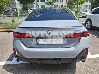 2024, BMW / 520, gas