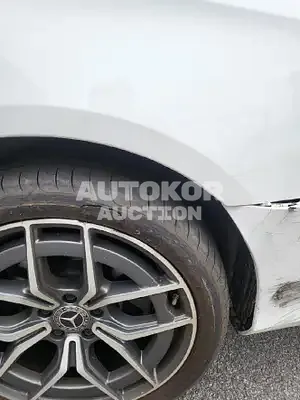 2022, Mercedes-Benz / E 220, unknown