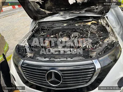 2020, Mercedes-Benz / C 400, VIN: W1K8P9AB5LF012073, 200000 км., electric