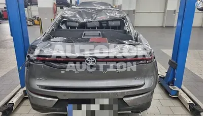 2023, Toyota / Crown, 12164 км., hybrid, 2487 куб.см.