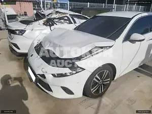 2021, Mercedes-Benz / A 200, VIN: W1K3G1CB5MJ263537, diesel