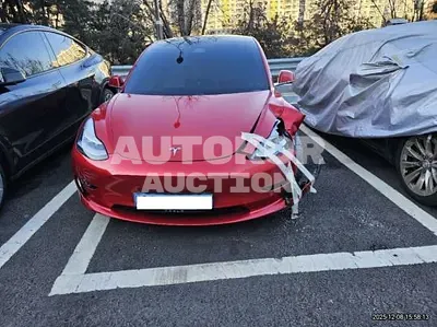 2020, Tesla / Model 3, 40078 км., electric