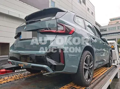 2025, BMW / 120, gas