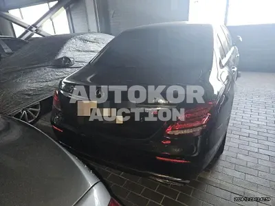 2017, Mercedes-Benz / E 220, 165721 км., diesel