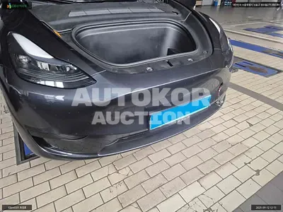 2024, Tesla / Model Y, VIN: LRWYGCFS3RC563805, electric