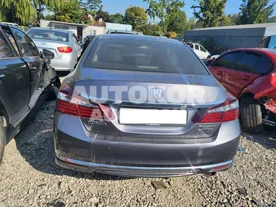 2017, Honda / Accord, VIN: 1HGCR2680HA510948, 44003 км., gas