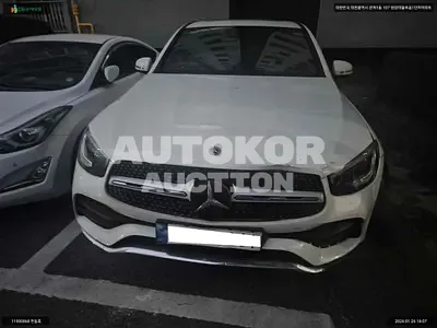2021, Mercedes-Benz / glc300, VIN: W1N0J8EB8MF932335, 53033 км., gas, 1991 куб.см.