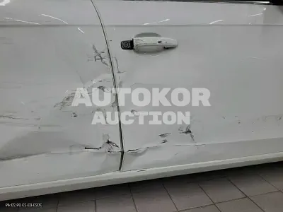 2016, Audi / A4, VIN: WAUZZZ8K8GA001373, 40560 км., diesel