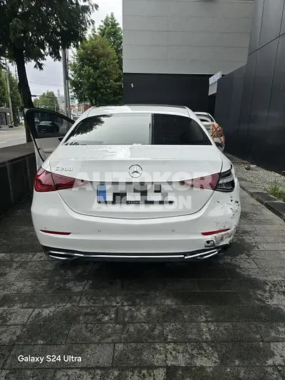 2026, Mercedes-Benz / c200, 3253 км., gas