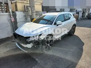 2021, Volvo / XC40, VIN: YV1XZK92CM2599013, hybrid
