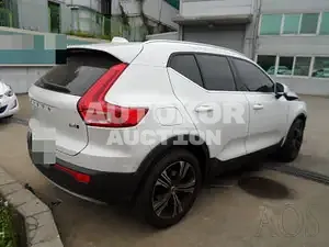 2021, Volvo / XC40, VIN: YV1XZK92CN2656319, 34479 км., hybrid