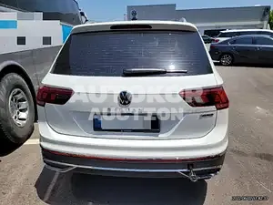 2021, Volkswagen / Tiguan, VIN: WVGZZZ5NZNW501791, 6800 км., diesel