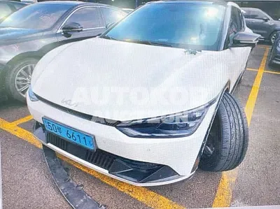 2022, Kia / ev6, VIN: KNAC381CPNA038986, 190000 км., electric