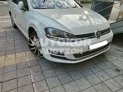 2015, Volkswagen / Golf, VIN: WVWZZZAUZFW325107, 214663 км., diesel