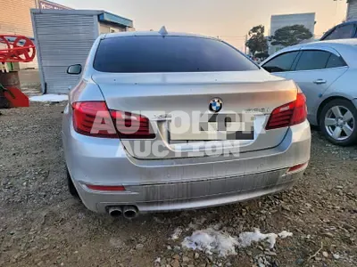 2015, BMW / 528, gas