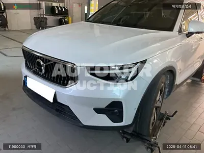 2022, Volvo / XC40, VIN: YV1XZK927P2930765, hybrid