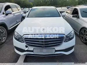 2020, Mercedes-Benz / E 300, 30000 км., gas