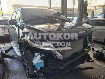 2023, Kia / Carnival, VIN: KNANE813BPS288073, 6785 км., gas