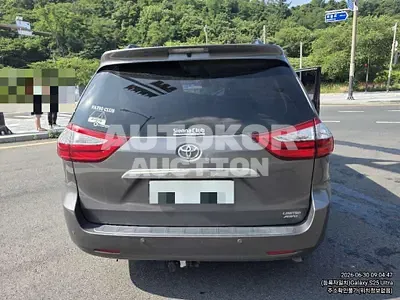 2017, Toyota / Sienna, 113000 км., gas