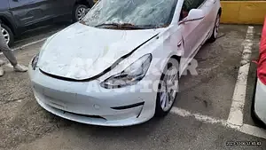 2020, Tesla / Model 3, VIN: 5YJ3E1EB0LF725098, 102420 км., electric