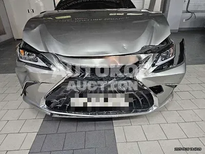 2023, Lexus / ES 300, 39107 км., hybrid