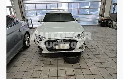 2023, Audi / A4, 40532 км., gas, 1984 куб.см.