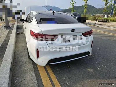 2015, Kia / K5, 60000 км., hybrid, 2000 куб.см.
