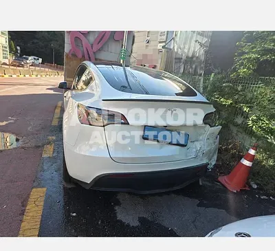2024, Tesla / Model Y, 25947 км., electric 2024, Tesla / Model Y, 25947 км., electric