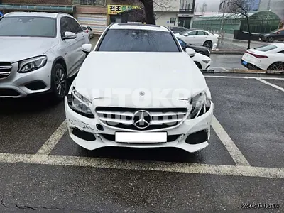 2018, Mercedes-Benz / C 200, VIN: WDDWF4CB9JF615972, gas