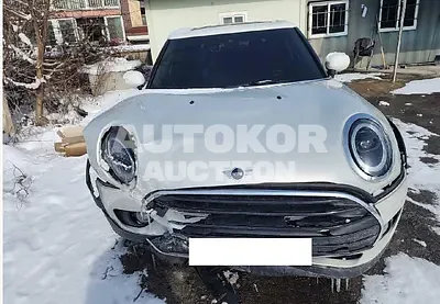 2022, MINI / Clubman, VIN: WMW71BB04N2P68156, 12000 км., diesel