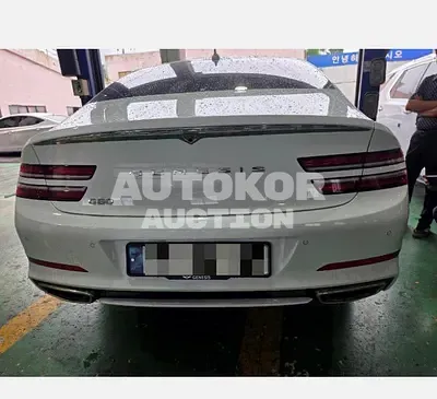2023, Genesis / G80, 8730 км., gas, 2500 куб.см.