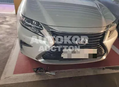 2015, Lexus / ES 300, unknown