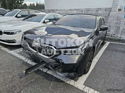 2024, BMW / 520, 22863 км., hybrid