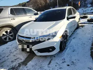 2018, Honda / Civic, VIN: 19XFC2670JE300186, 57396 км., gas