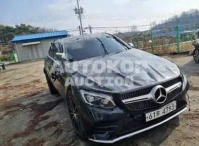 2019, Mercedes-Benz / GLC 300, VIN: WDC0J4KB9KF640012, gas