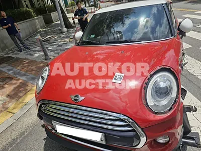 2017, MINI / Cooper, VIN: WMWXT3103H2E27971, 76156 км., diesel