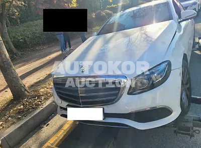 2020, Mercedes-Benz / e300, 60662 км., gas